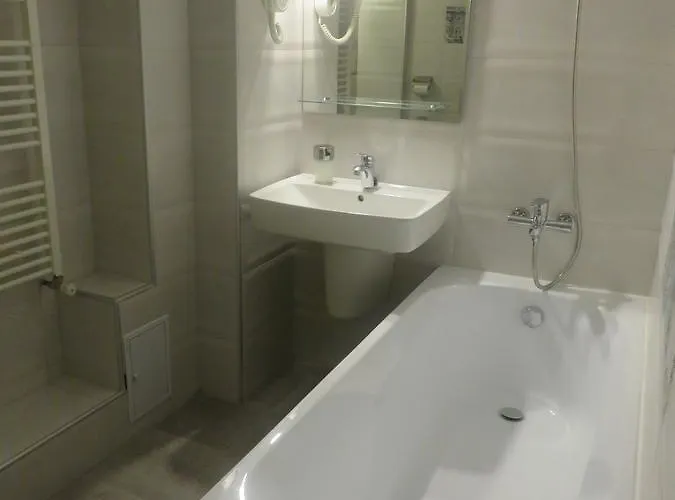 Corona Studio Апартаменты