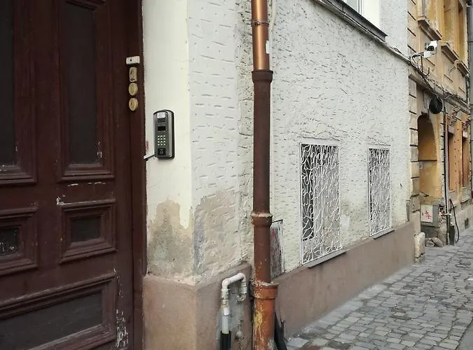 Corona Studio Апартаменты Брашов